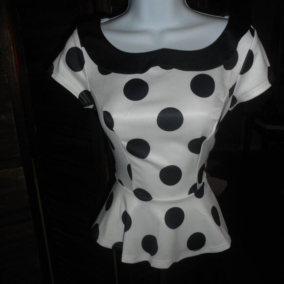 NWOT black and white polka dot Peter Pan collar top, size Small - Picture 2 of 5